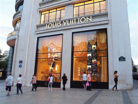 louis vuitton bags paris cheaper|louis vuitton paris store website.